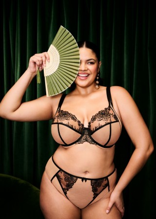 1200x1680-pdp-widescreen-EL302602-CAT-cons-Elomi-Lingerie-Teagan-Cafe-Au-Lait-Underwired-Plunge-Bra.jpeg