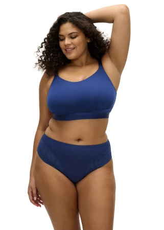 DOWNTIME_FRENCH-NAVY_NON-WIRED-BRALETTE_EL301417_NERINA_HIGH-LEG-BRIEF_EL302753_F1_TRADE_3000_AW26.jpg