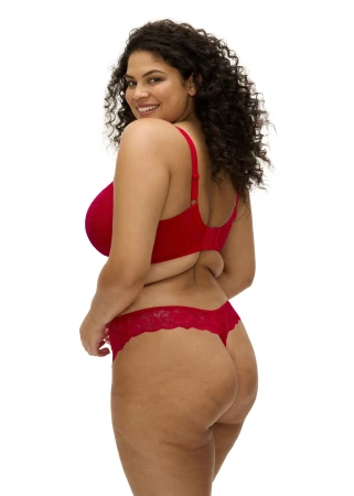 BRIANNA_HAUTE-RED_UW-PLUNGE-BRA_EL8080_THONG_EL8087_B_TRADE_3000_AW26.jpg