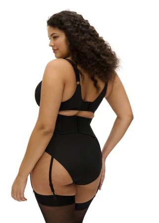 LYRIANA_JET_UW-BRA_EL303705_BRIEF_EL303750_SUSPENDER_EL303791_B1_TRADE_3000_AW26.jpg