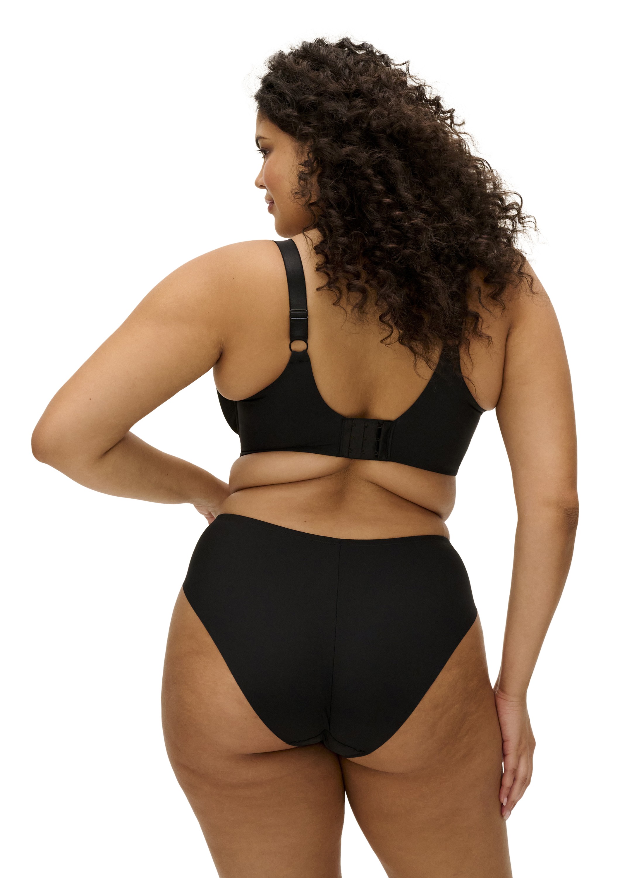 LYRIANA_JET_UW-BRA_EL303705_BRIEF_EL303750_B_TRADE_3000_AW26.jpg